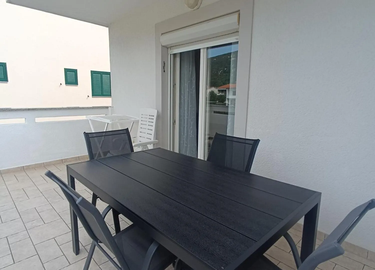 Apartments Kraljic I Baska   Baska (Krk)