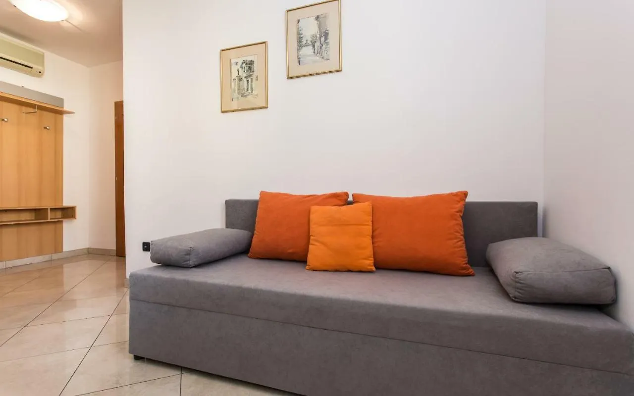 Apartments Kraljic I Baška Croazia