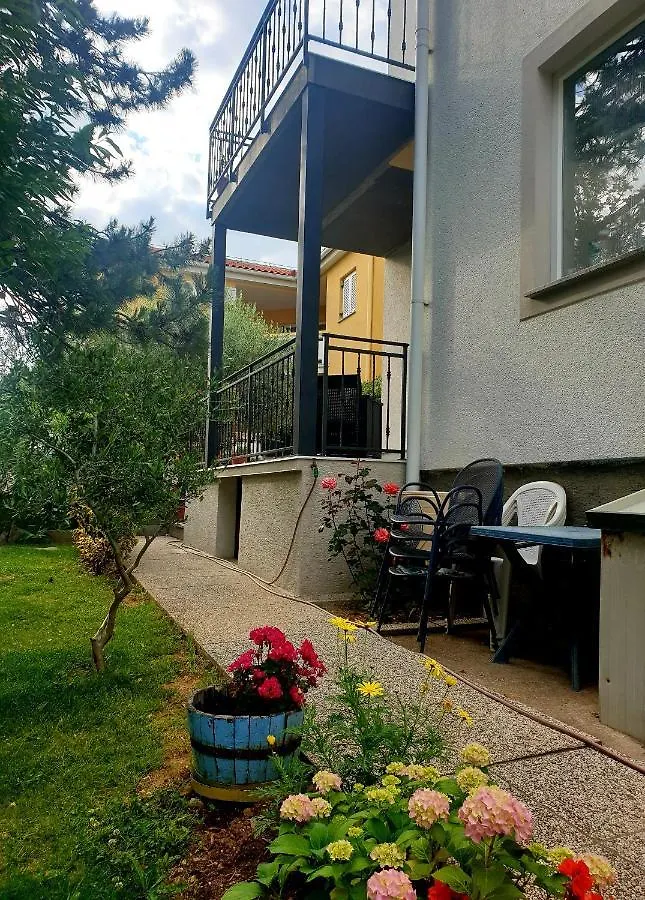 Apartments Kraljic I Baska